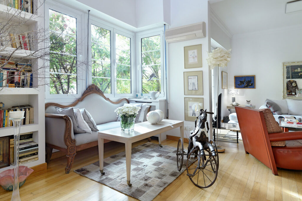 02-Living-Room-B-4876b2