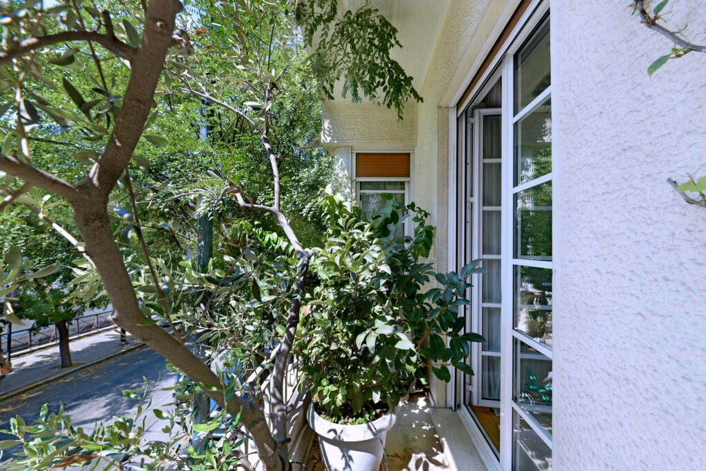 vas-irakleous-balcony-1st-floor-857fc