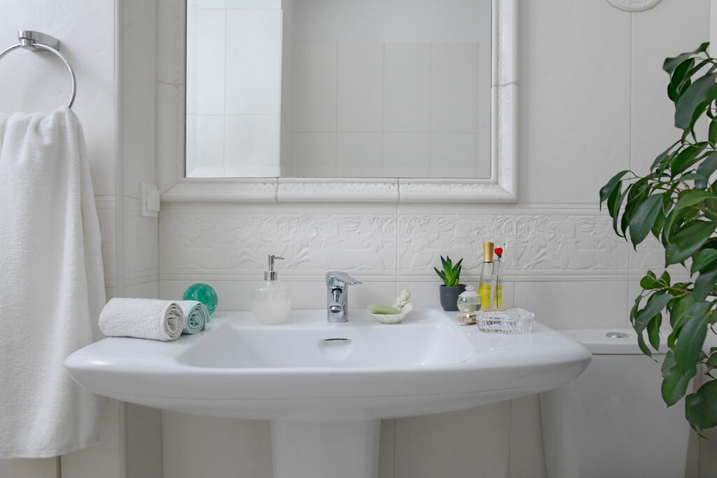 vas-irakleous-bathroom-master-1st-floor-7543f